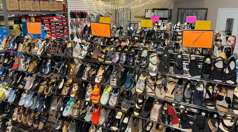 Warehouse Shoes, Ridgeland, MS