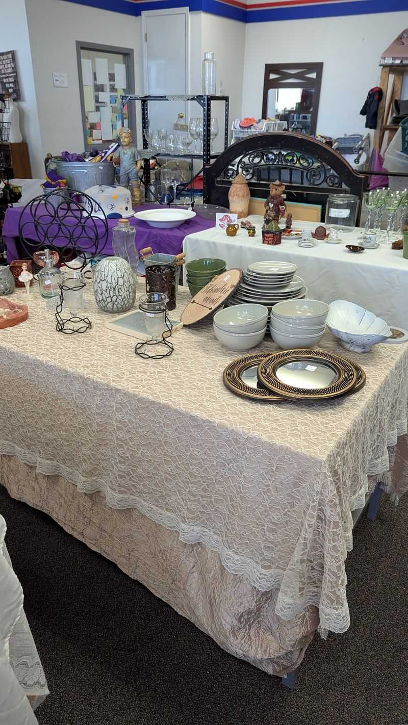 St. Andrew's Thrift Store - Natchez, Natchez, MS