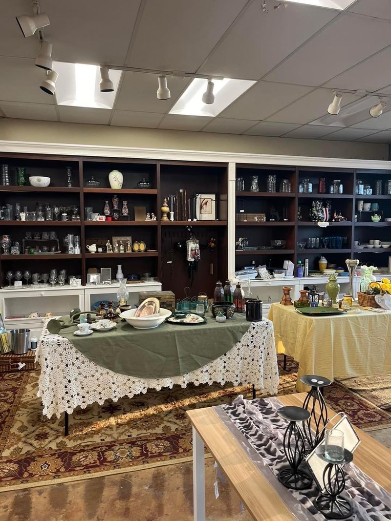 St Andrew's Thrift Store - Ridgeland