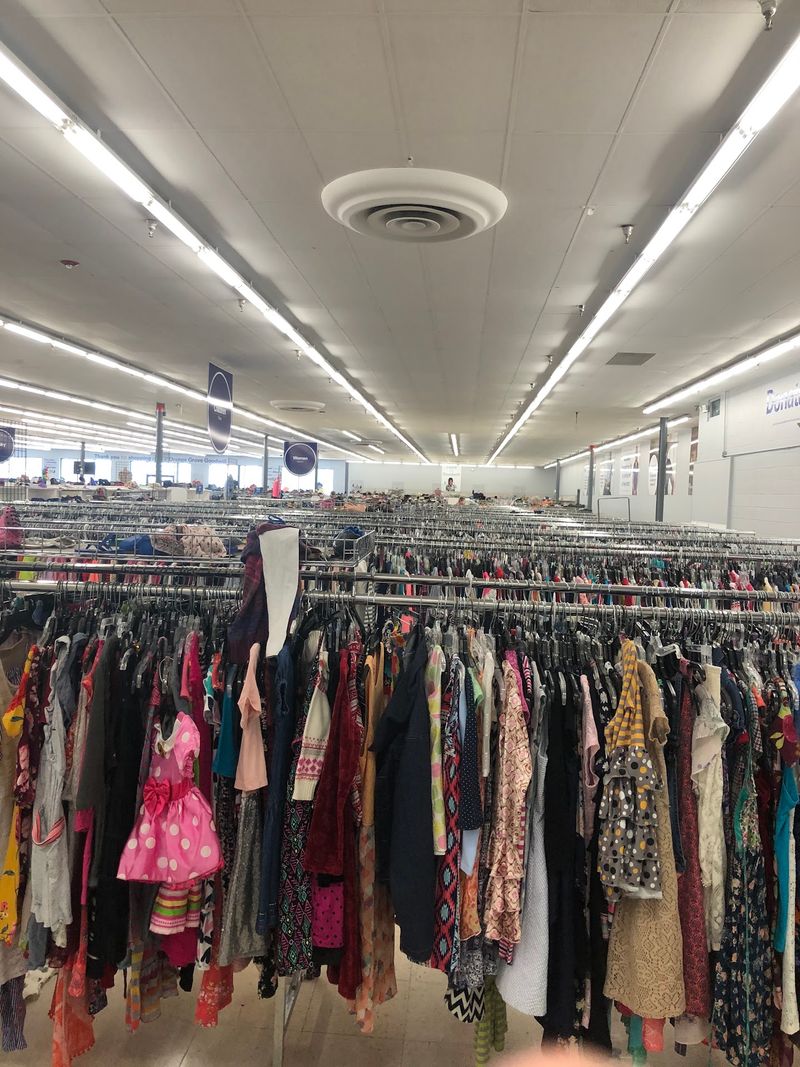 Goodwill Store – Orange Grove