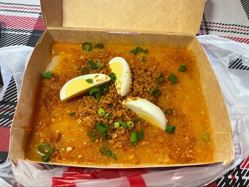 Savory Palabok And Empanadas For The Non-Sweet Crowd