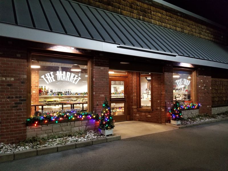 A Market And Bake Shop That Makes Leaving Easier