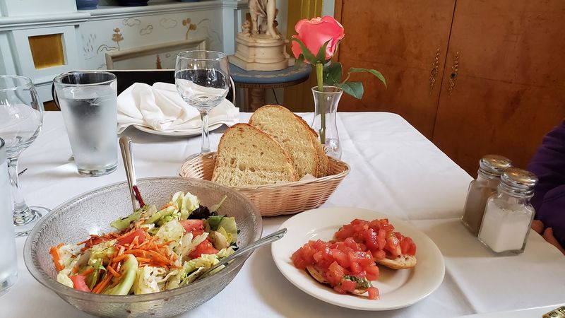 Complimentary Starters And An Easy Dining Setup