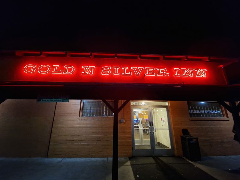 Fresh Paint, Same Old-School Diner Soul