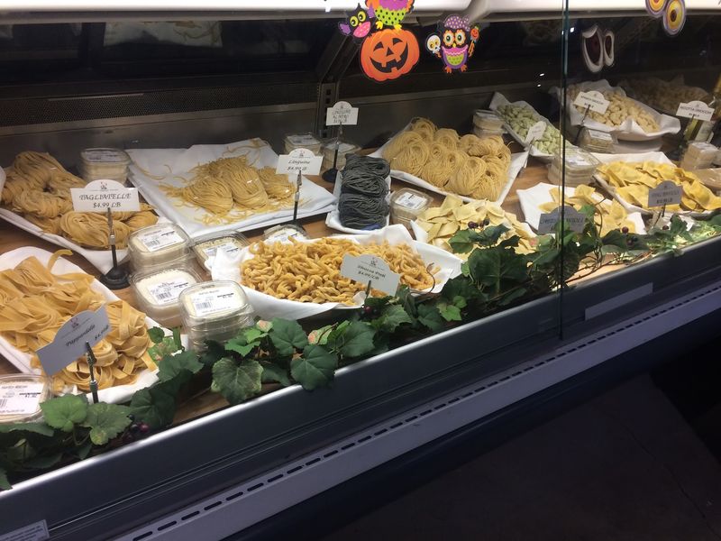 A Full Trattoria Hides On The West Side Of The Market