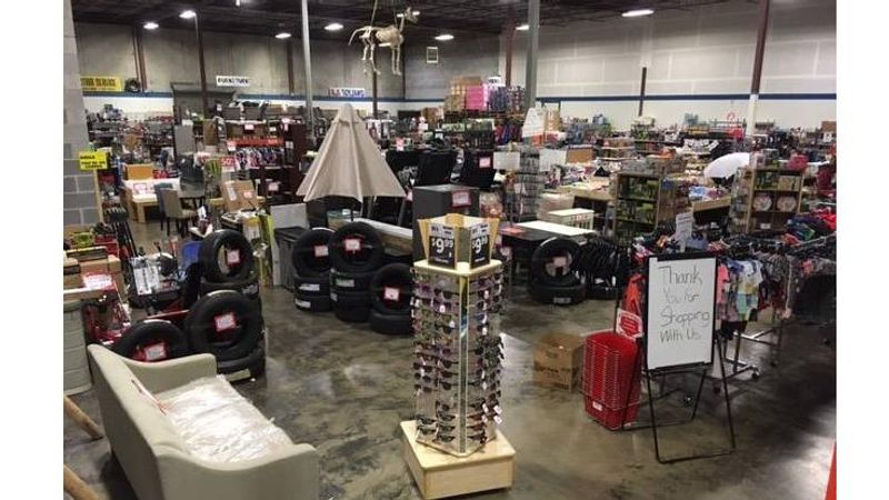 The Treasure Chest And The Deal Diggin Den