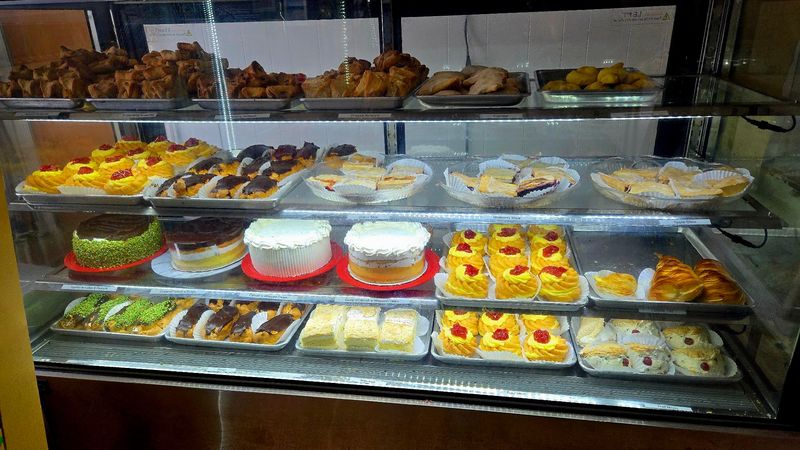 Vesuvio Bakery & Deli
