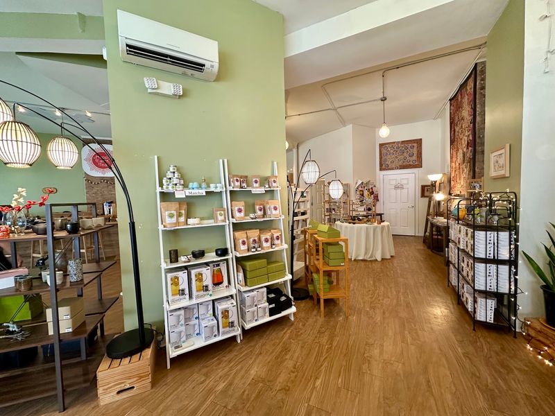 Happy Earth Tea - Rochester