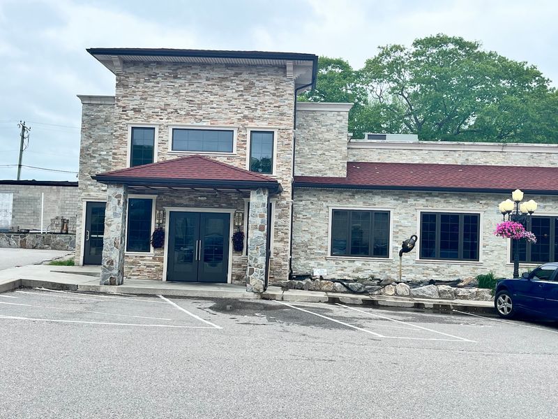 Oriental Bar and Grill