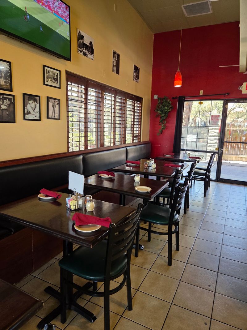 Roma Restaurant