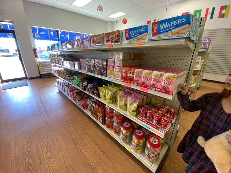 Friendly Help Turns First-Timers Into Regular Shoppers