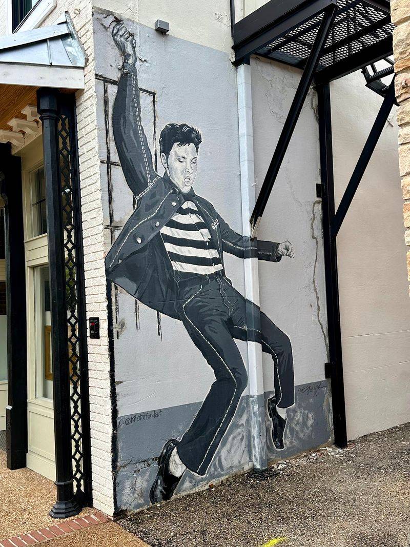 Murals That Turn Brick Into an Outdoor Gallery
