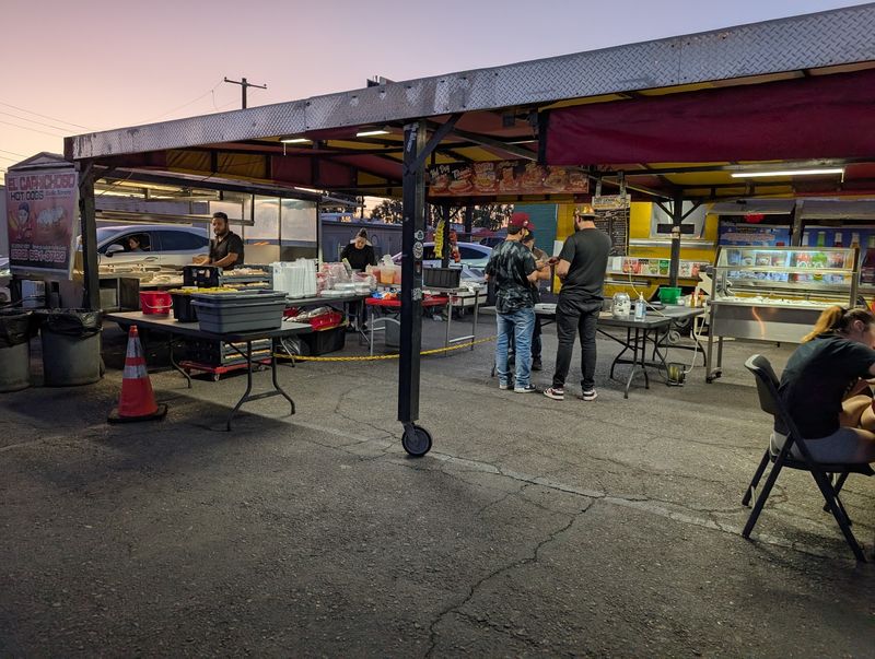 El Caprichoso Sonoran Hotdogs
