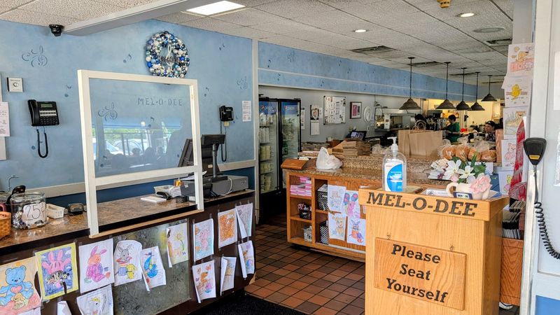 Mel-O-Dee | Restaurant • Catering