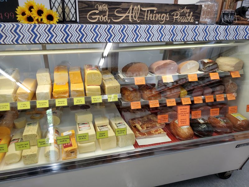 Deli Counter Treats Sliced Just The Way You Like
