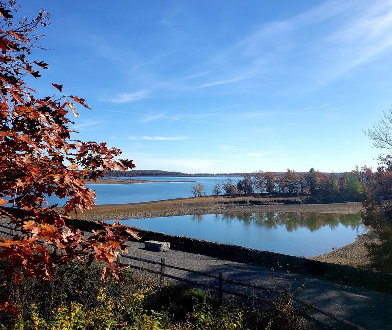 Big Views Along The Glenford Dike