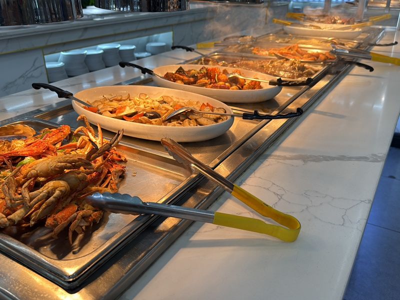 The Seafood Table Goes Well Beyond Crab