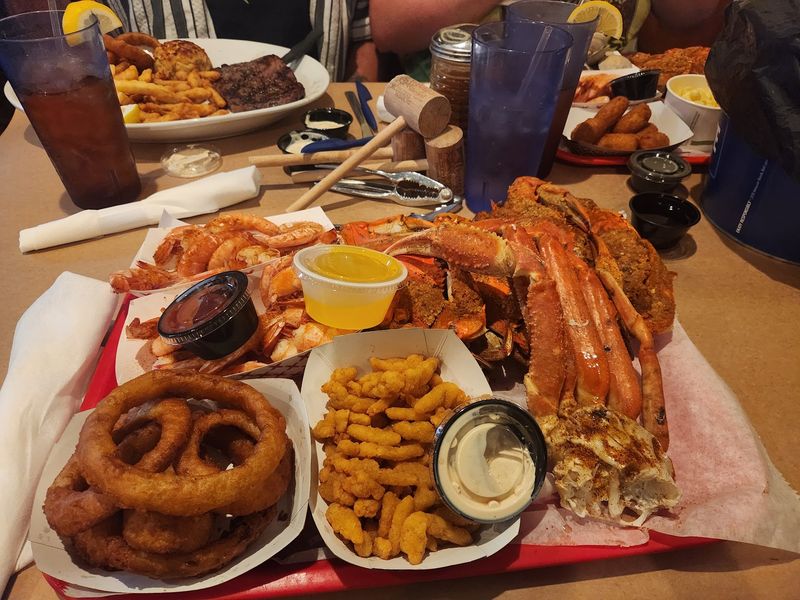 Captain Avery Lets You Build Your Own Seafood Mountain