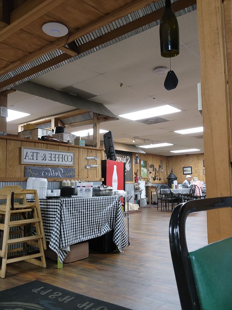 Warm Service With A Small-Town Touch