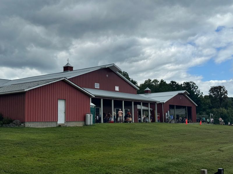 Apple Hill Orchard and Cider Mill