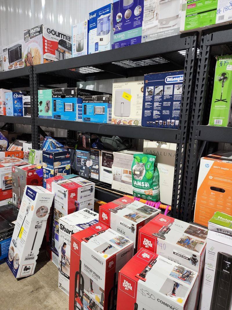 Friendly Help Makes Bargain Hunting Even Better