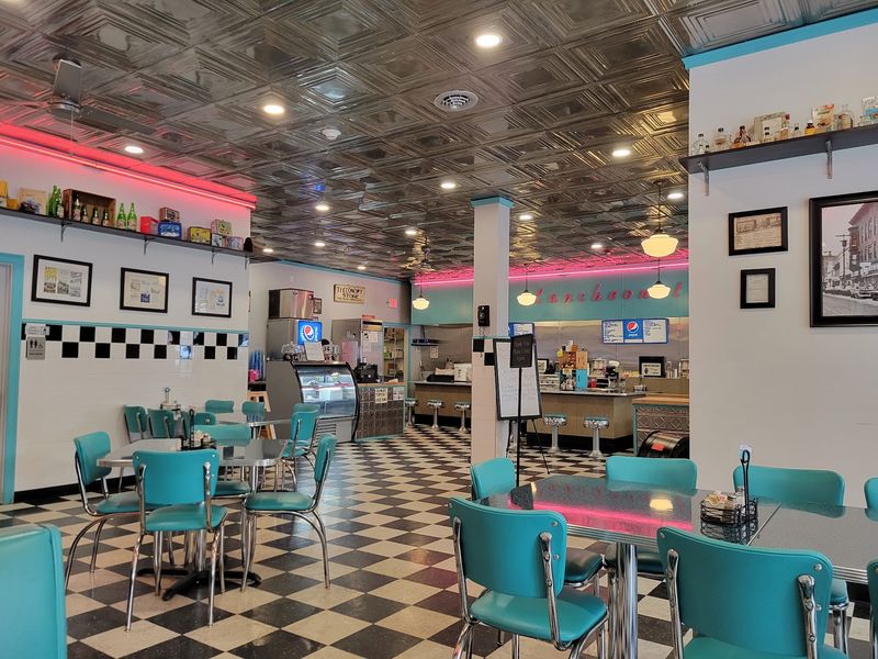 Burleigh's Luncheonette, Ticonderoga