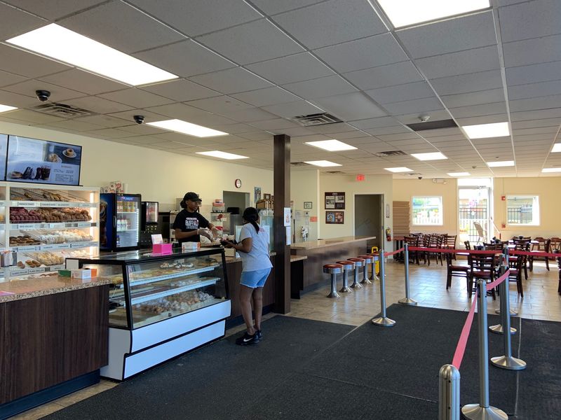Paula's Donuts, Tonawanda, NY