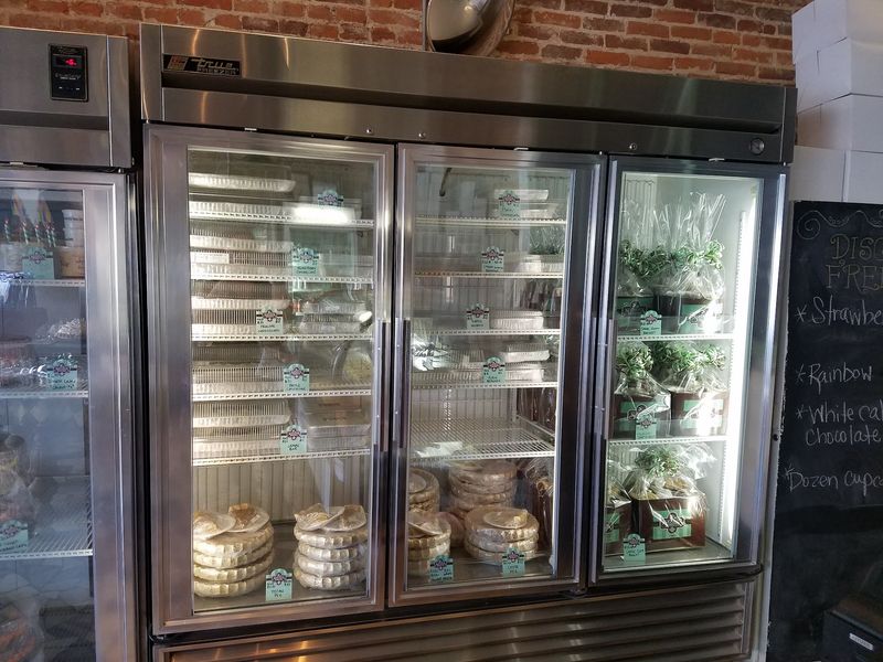Sugaree's Bakery, New Albany, MS