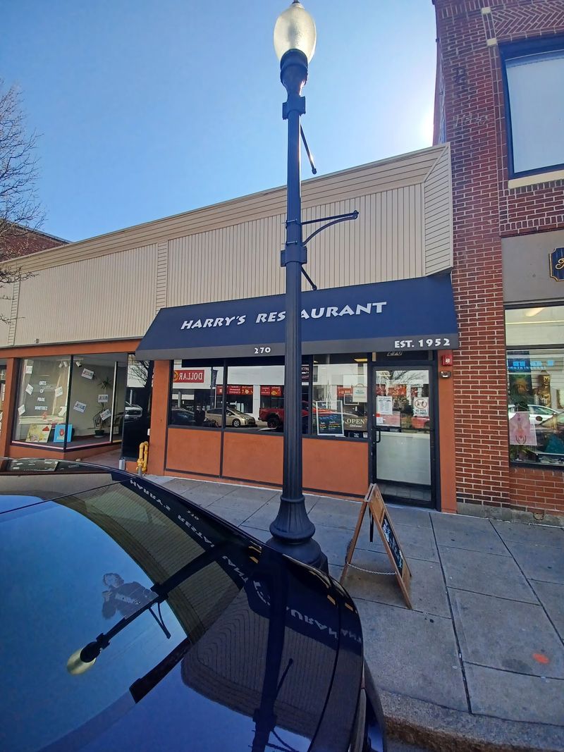 Harry's Restaurant