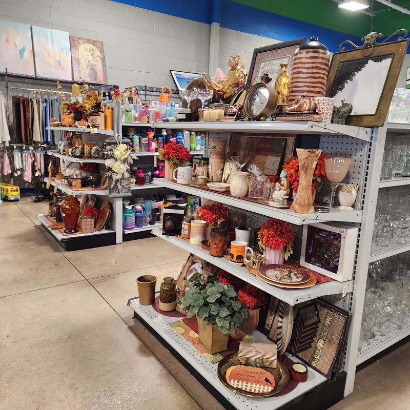 Goodwill Store, Saltillo, MS