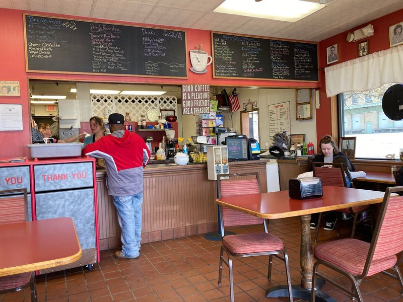 Ang's Family Restaurant - Clinton Street