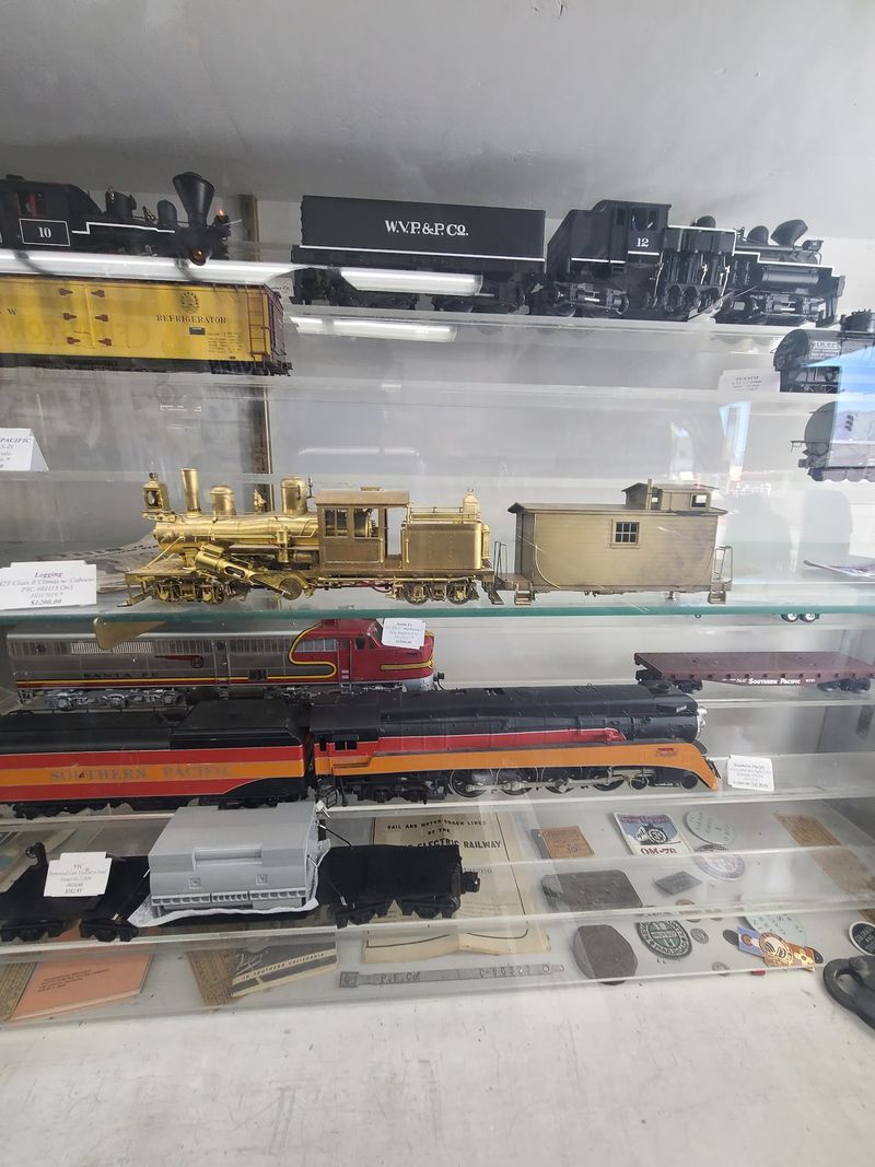 Brass Models Shine Like The Jewelry Of The Hobby