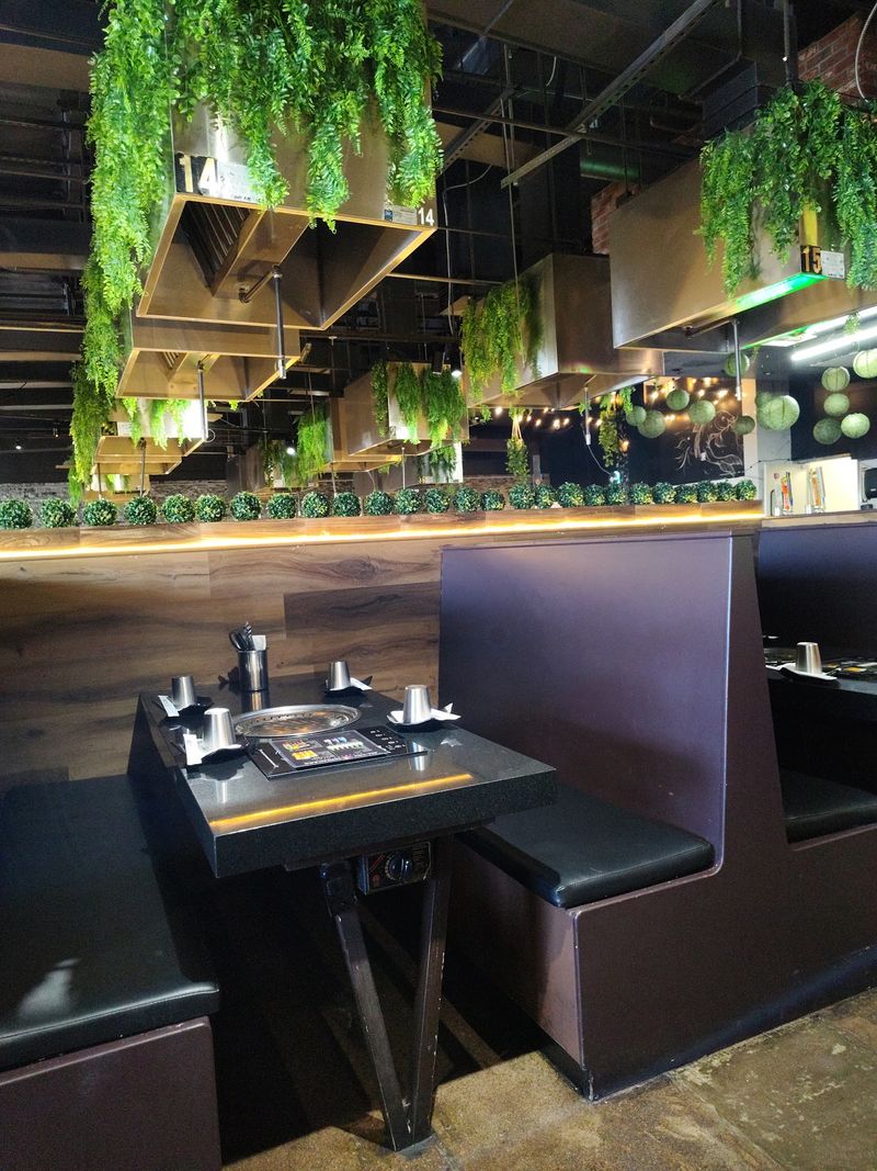 Three Cravings Walk Into One Restaurant And Nobody Has To Compromise