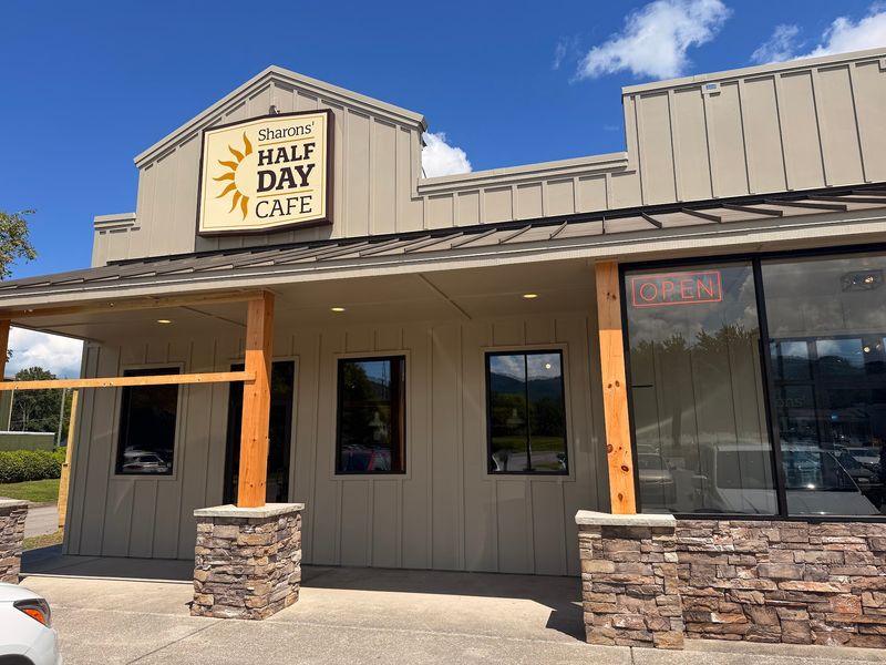 Sharons' Half Day Cafe