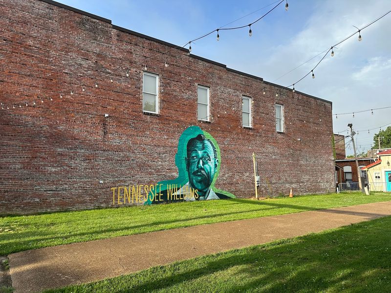 Murals, Juke Joints, and a Lively Downtown