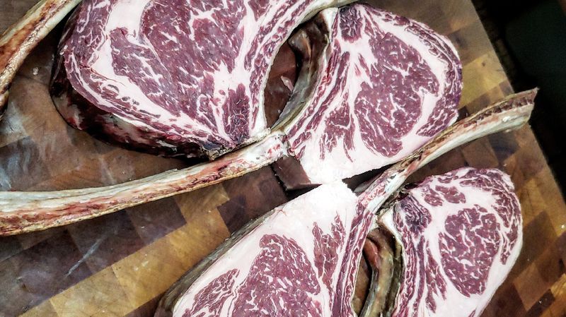 Three Weeks Is the Bare Minimum for These Steaks