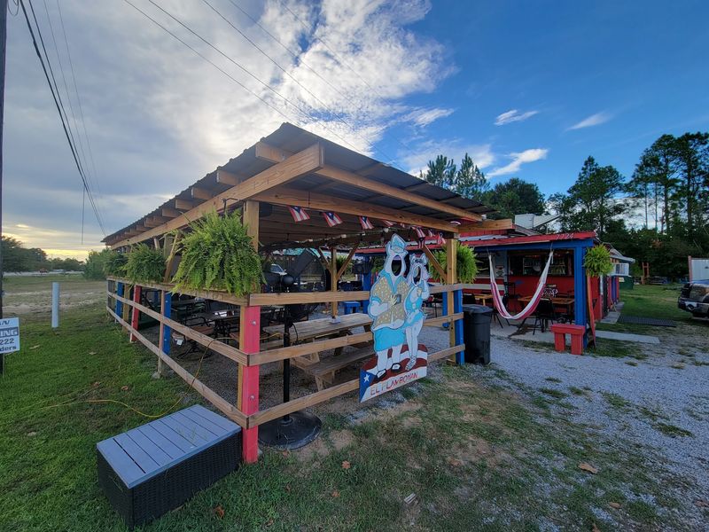 Chinchorro Spirit and Island Colors