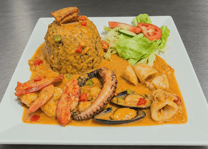 Seafood And Crispy Fried Favorites Steal The Show
