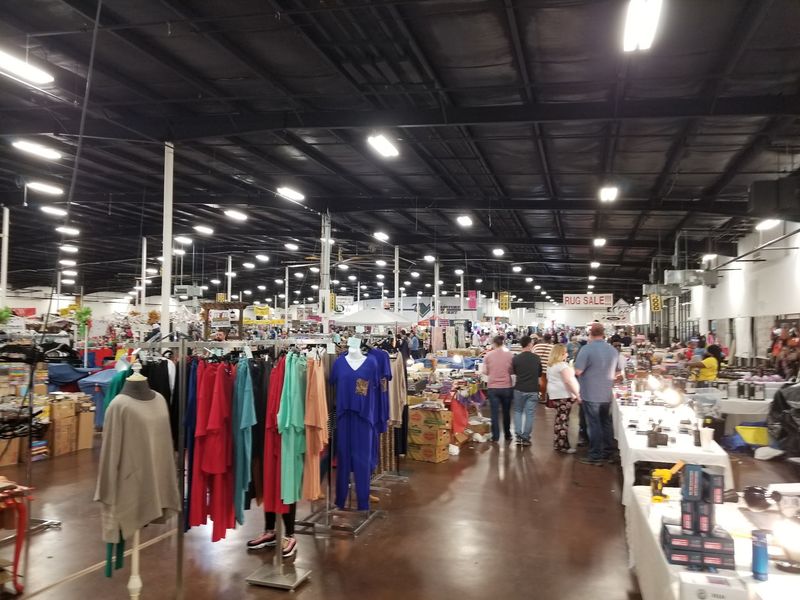 Room for a Thousand Vendors