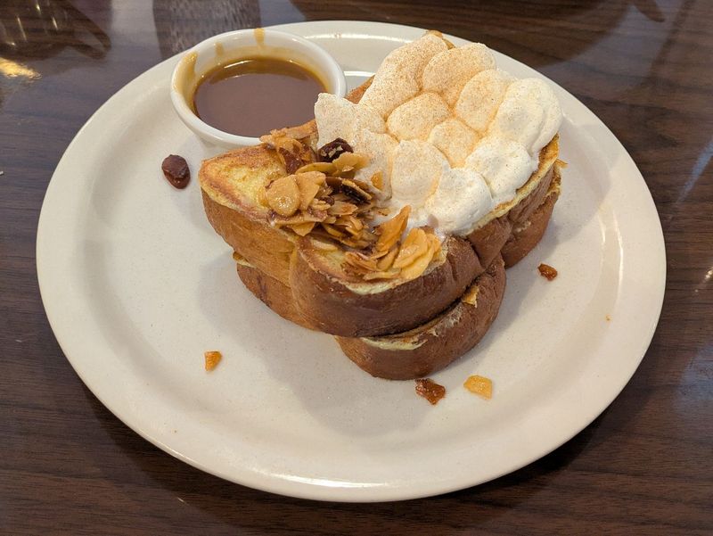Dreamy French Toast For Sweet Tooth Mornings