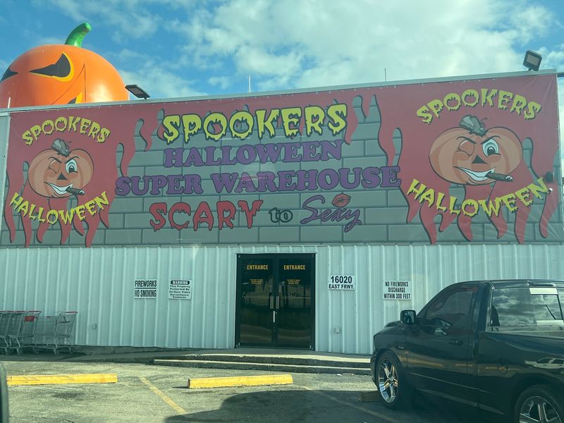 Over 5,000 Costumes Means Your Excuses Just Ran Out