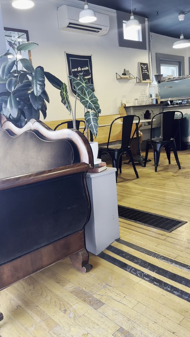 Overwinter Coffee - Elmwood Village