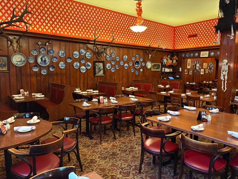 Student Prince Cafe and The Fort