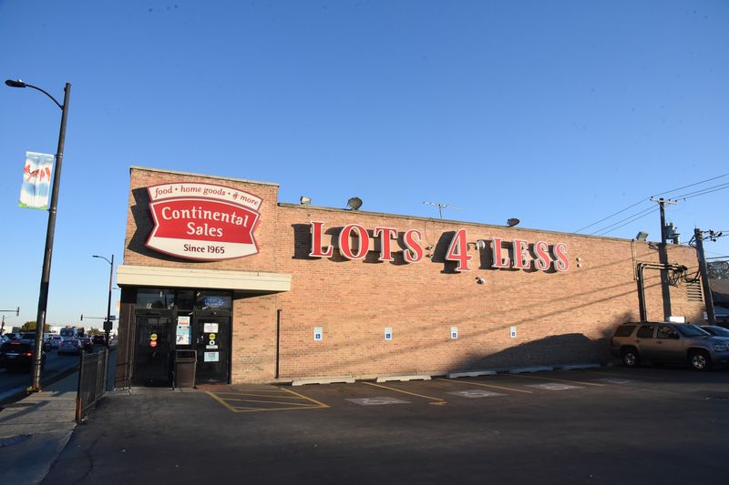 A Closeout Emporium on Cicero Avenue