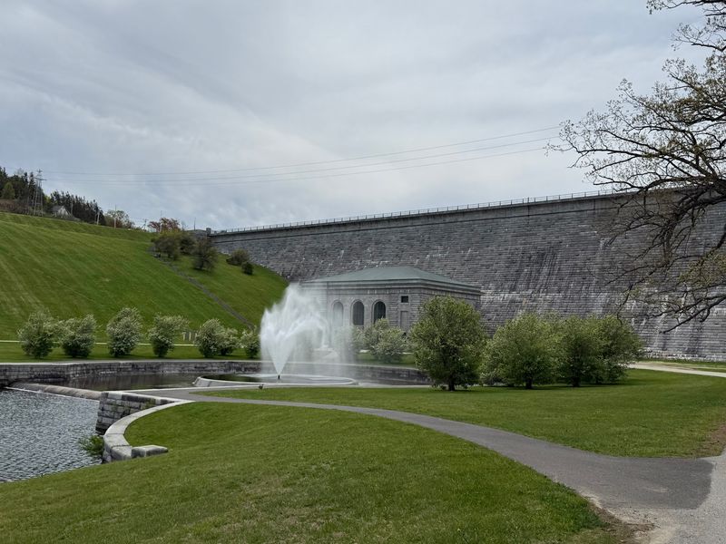 A Thirsty City Sparks A Giant Plan