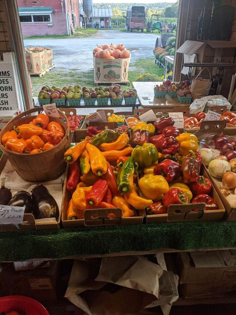 Diehl Farms Farm Market - Callicoon