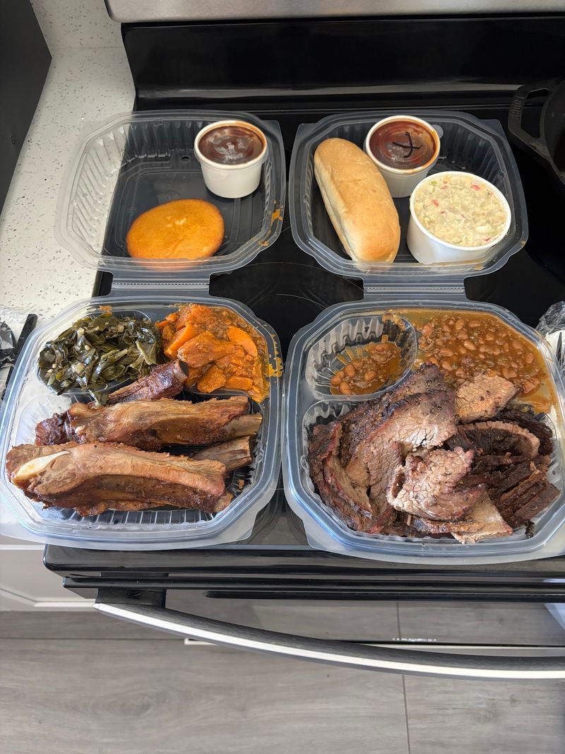 Which Smoked Meat Should Share The Tray With Brisket?