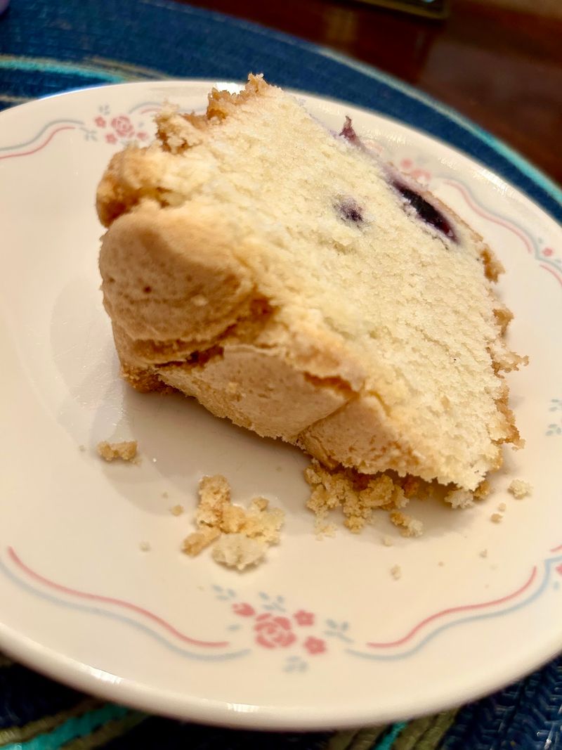 A Pound Cake Shop on the Edge of Moss Point