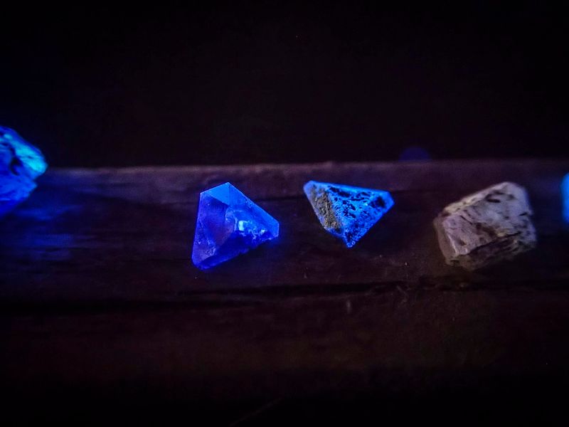 Step Into The UV Room And Watch Your Rocks Light Up