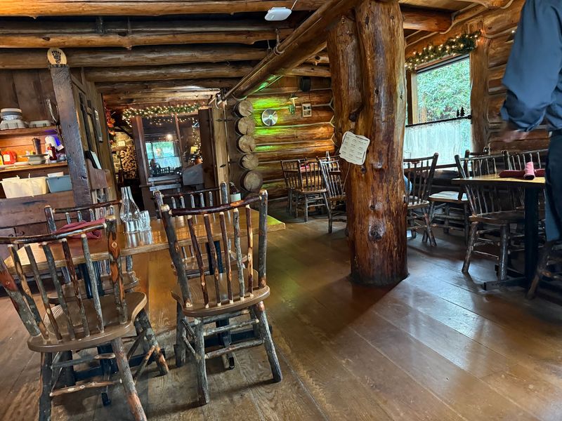 The Log Jam Restaurant - Lake George